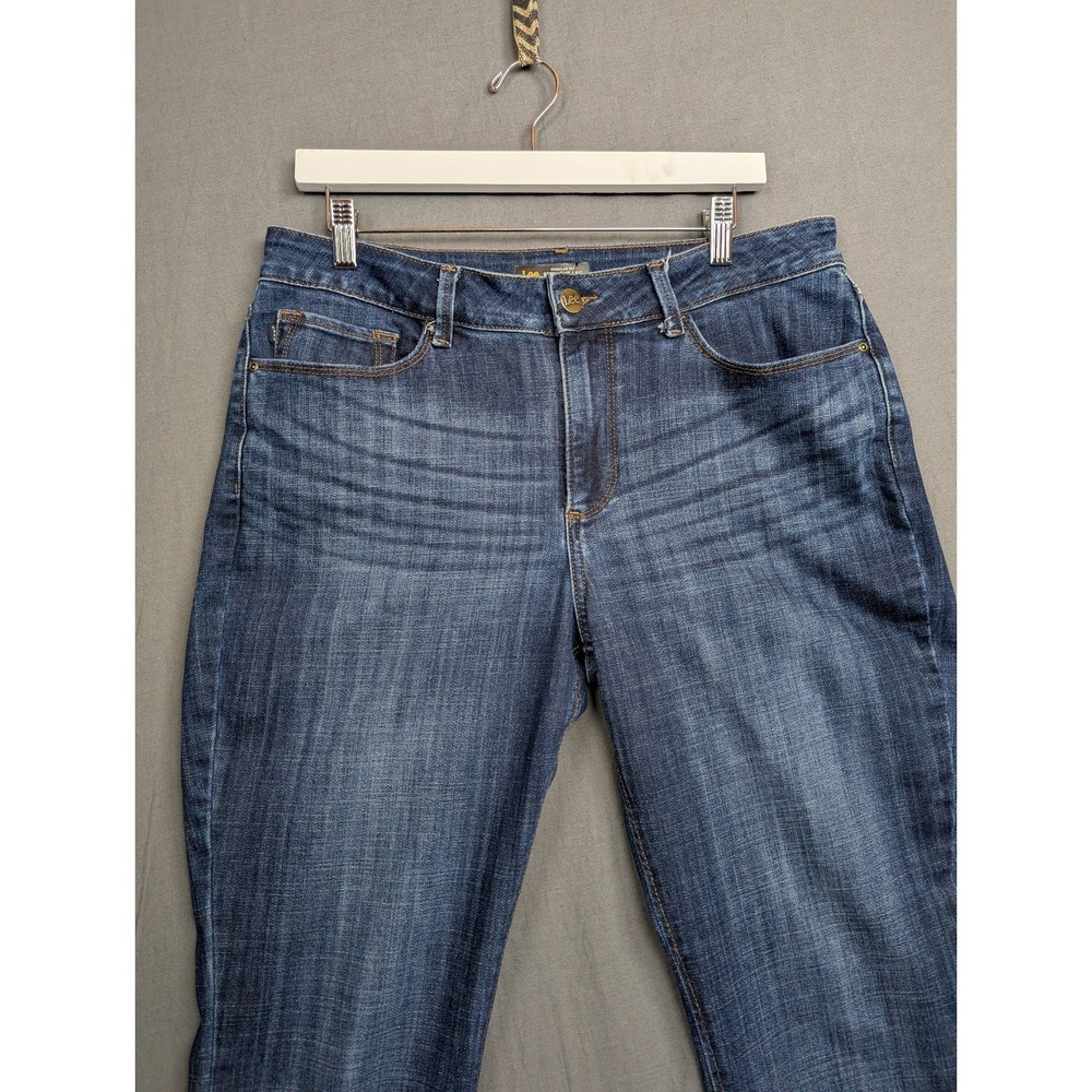 Lee Womens Size 14 Medium Mid Rise Straight Leg Denim Blue Jeans - Picture 2 of 9